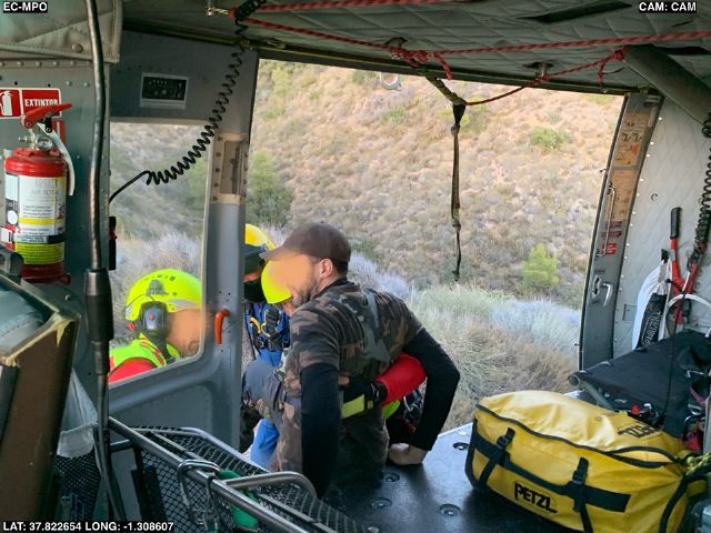 Rescatan a un senderista herido en Alhama de Murcia