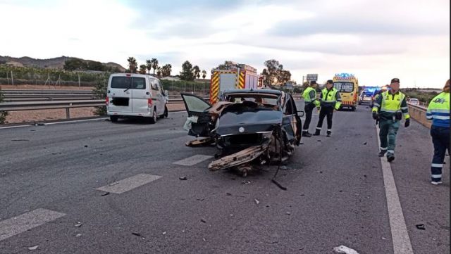 Fallece una persona en un accidente de tráfico en Alhama de Murcia